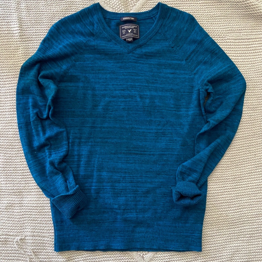 American Eagle seriously soft teal v-neck sweater